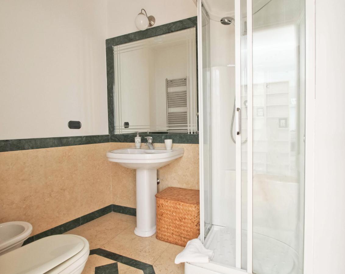 Cozy Terrace Close To Eataly And Metro Piramide Lejlighed